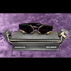 Alexander Wang x Gentle Monster M.Pri$$ Collection  Snake sunglasses 2019*